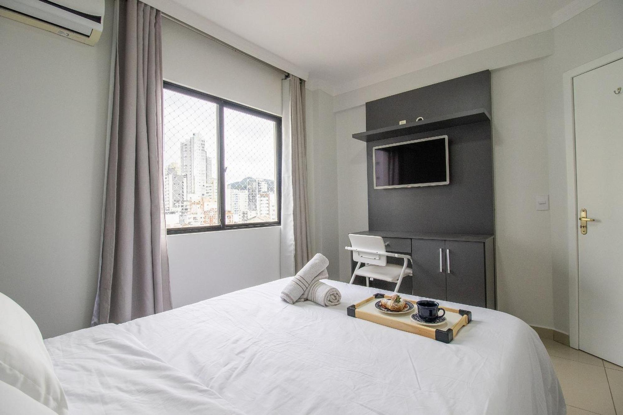 Апартаменти Bk34 - 2 Dorm Climatizados, Prox Calcadao, Garagem Балнеаріу-Камборіу Екстер'єр фото
